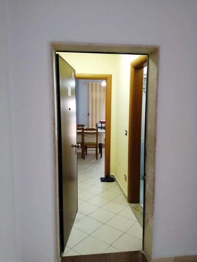 Lungomare Apartament Sea View Вльора Екстер'єр фото