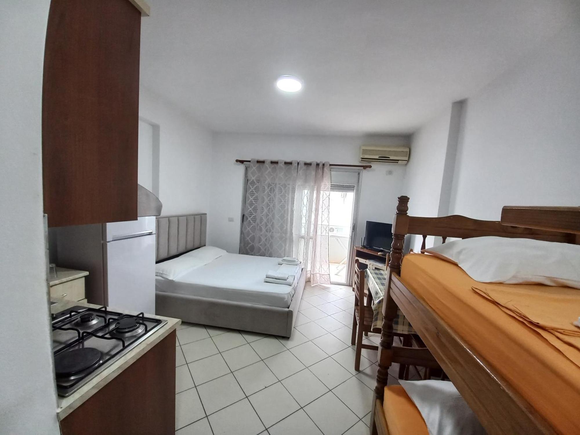 Lungomare Apartament Sea View Вльора Номер фото