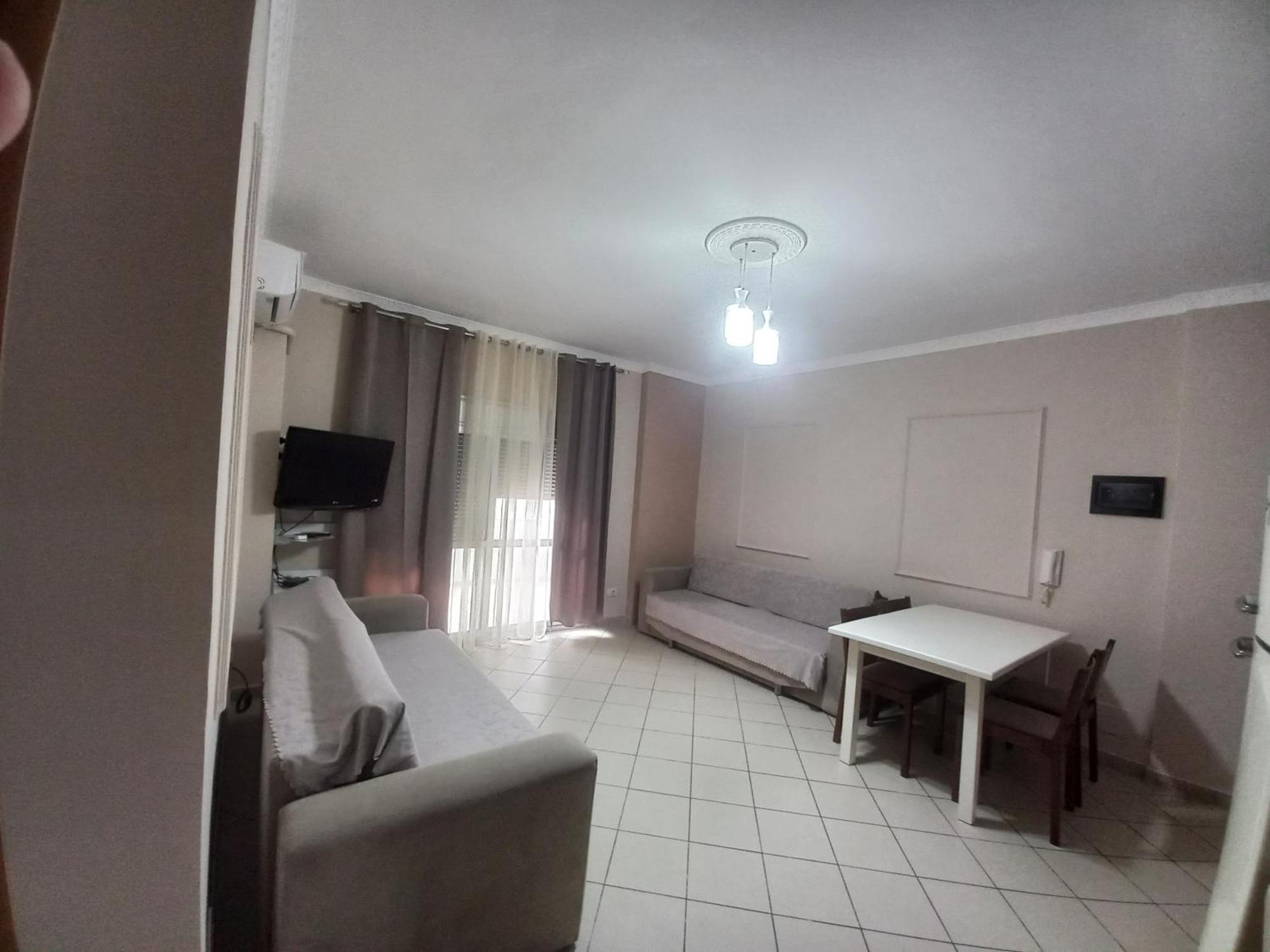 Lungomare Apartament Sea View Вльора Екстер'єр фото